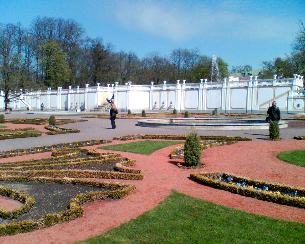 1105garten des palastes in puschkin bei st. petersburg, russland